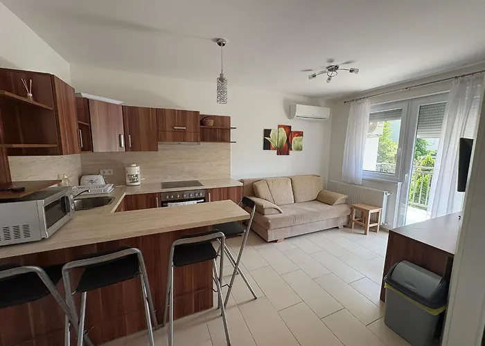 Kohl Wellness Apartment *