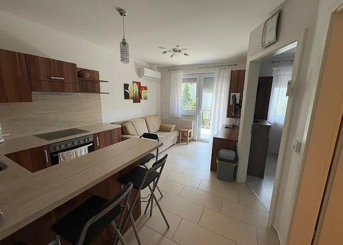 Kohl Wellness Apartment Siófok