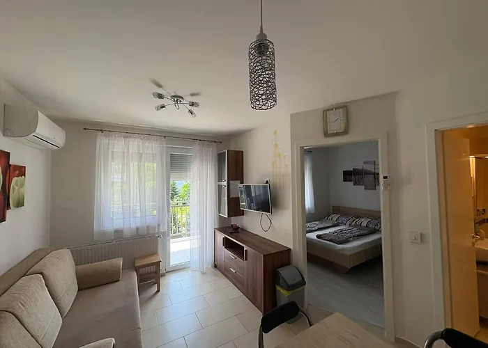 Kohl Wellness Apartment *